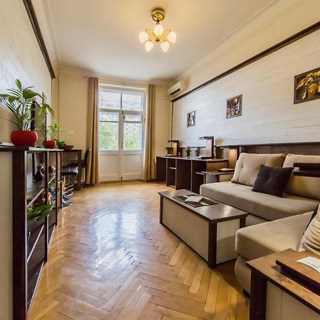 2Х-Кімнатна Квартира На Майдані Незалежності Kyiv Exterior foto