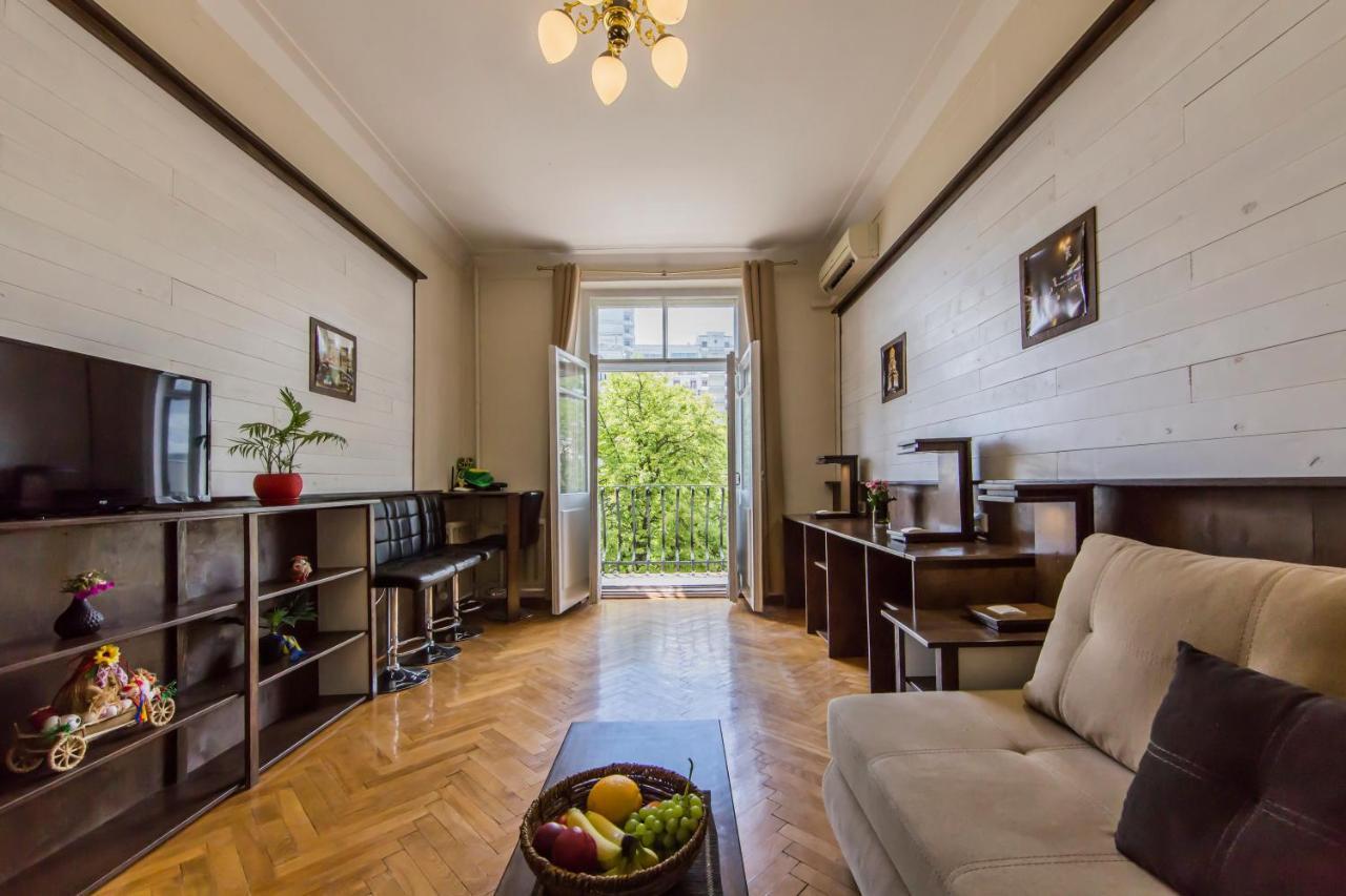 2Х-Кімнатна Квартира На Майдані Незалежності Kyiv Exterior foto