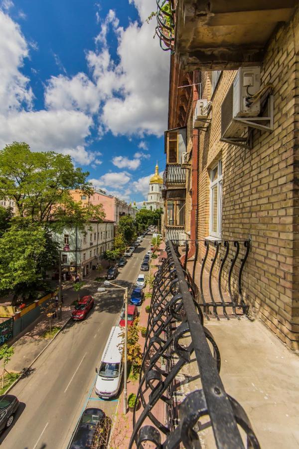 2Х-Кімнатна Квартира На Майдані Незалежності Kyiv Exterior foto