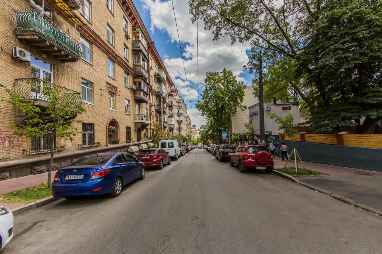 2Х-Кімнатна Квартира На Майдані Незалежності Kyiv Exterior foto